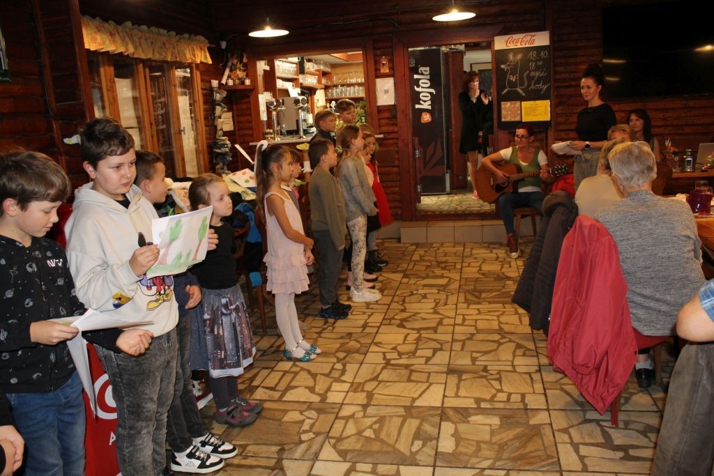 Vystoupení pro místní seniory 22. 10. 2025