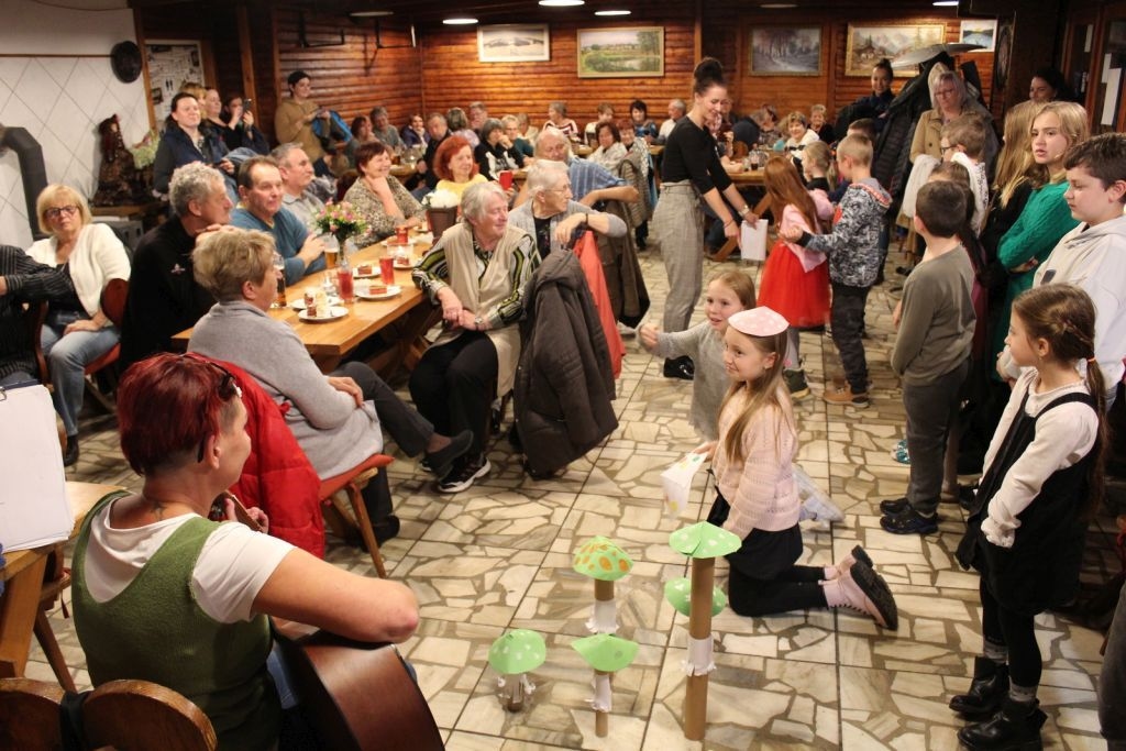 Vystoupení pro místní seniory 22. 10. 2025