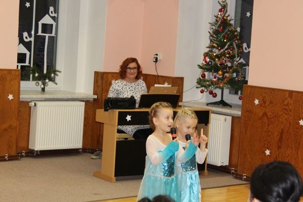 Vánoční besídka dětí MŠ &#8211; 12. 12. 2019 - Image 2