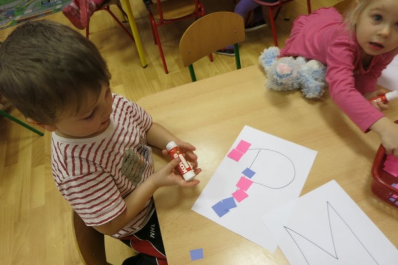 Růžová a fialová středa - Image 7
