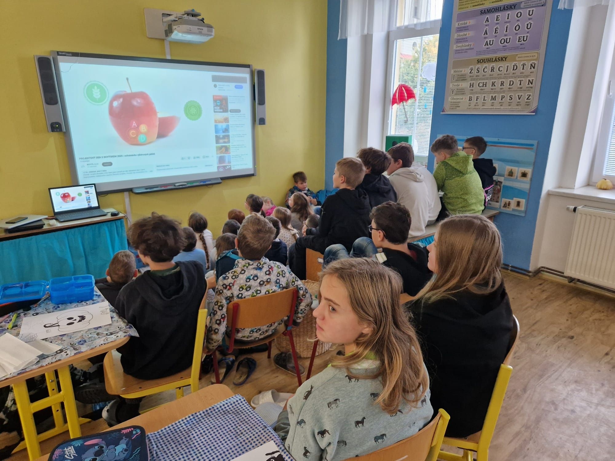 Ovoce do škol - Ochutnávka jablíček