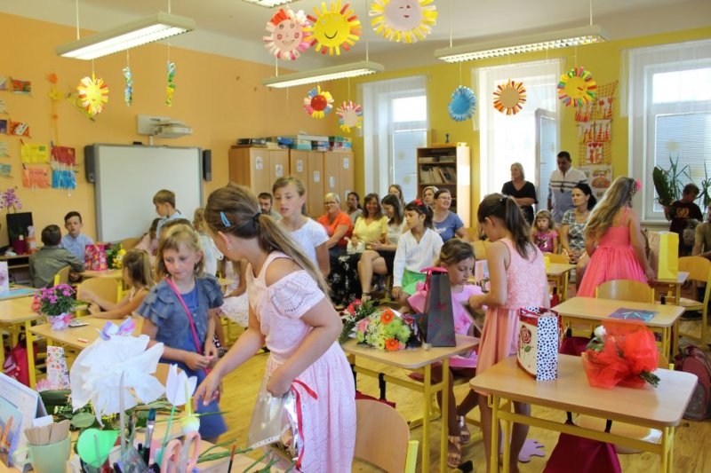 Rozdávání vysvědčení – 28. 6. 2019 - Image 2