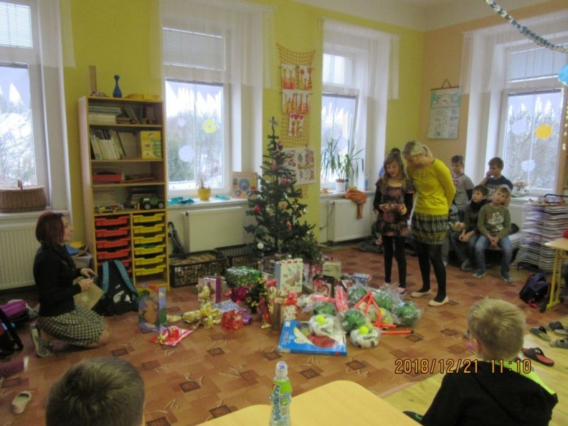 Vánoční nadílka v ZŠ - Image 12