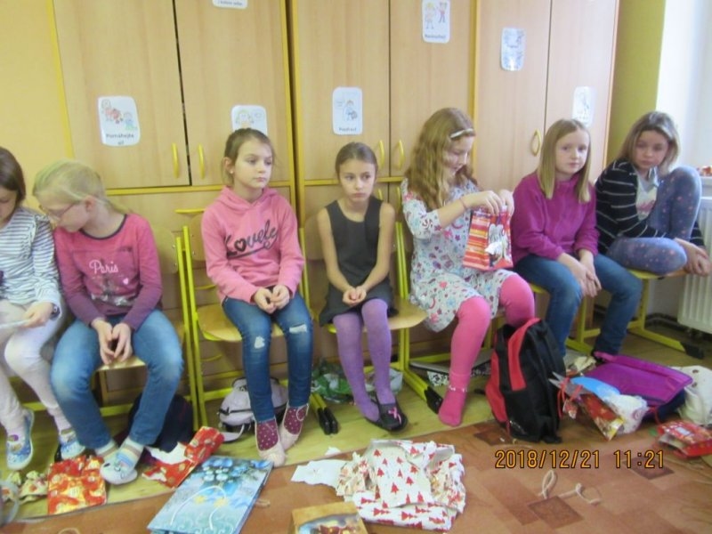 Vánoční nadílka v ZŠ - Image 14