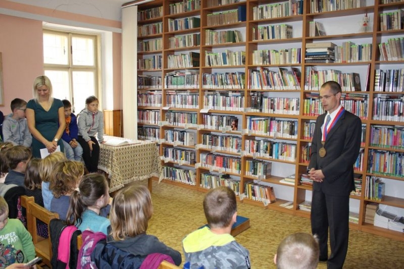 Pasování prvňáků na čtenáře – 3. 5. 2019 - Image 8