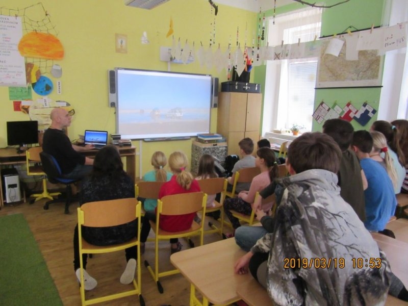 Afrika – promítání a beseda s P. Urbanem - Image 1