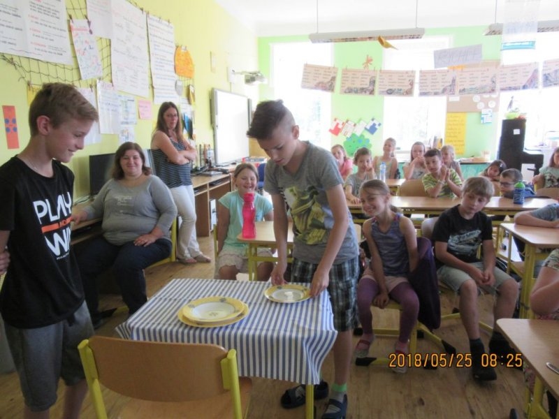 Stolování – 25.5.2018 - Image 12