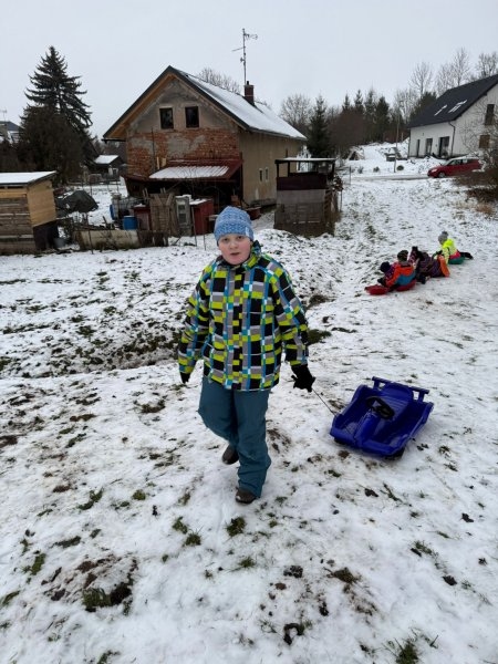 RADOVÁNKY NA SNĚHU - Image 3