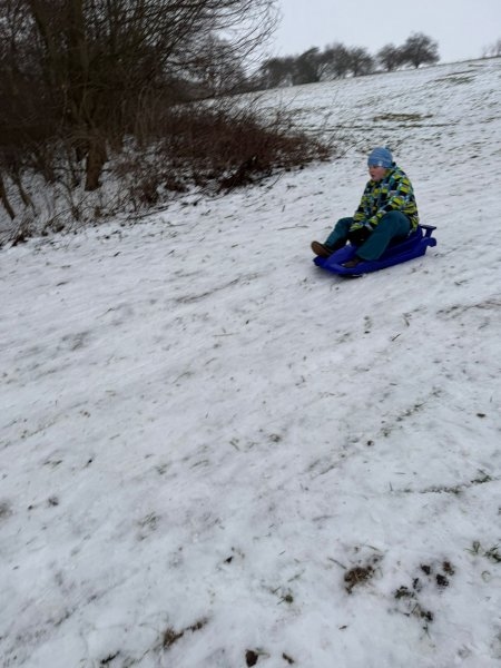 RADOVÁNKY NA SNĚHU - Image 5